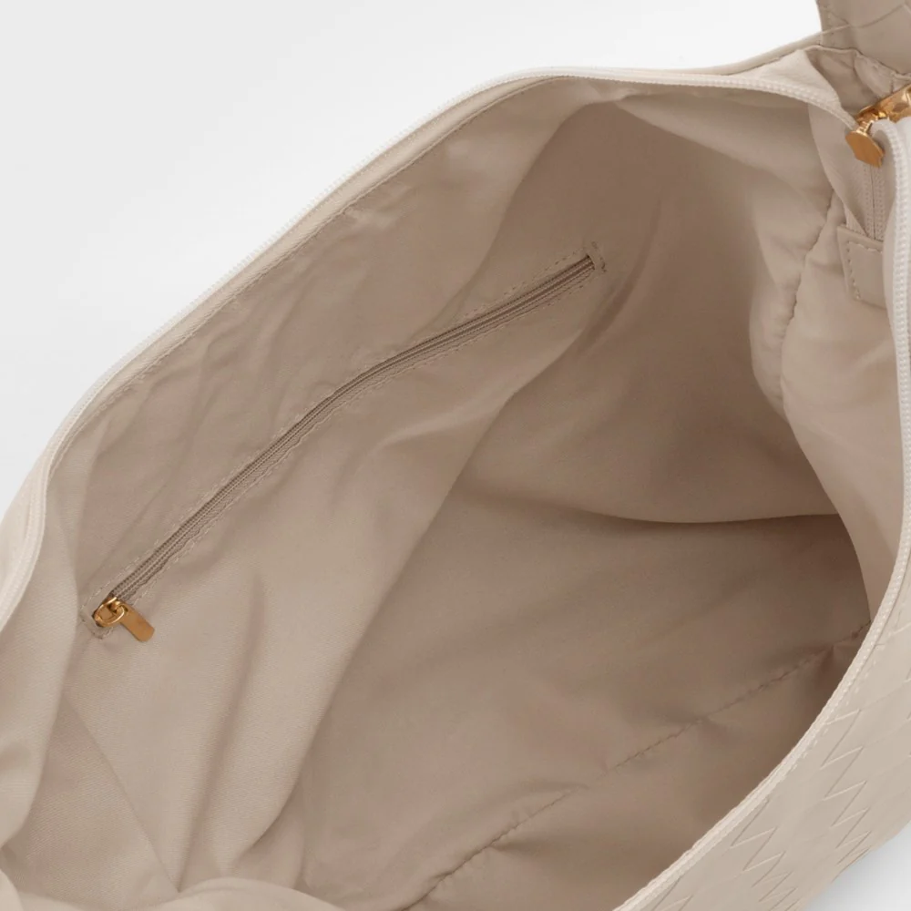 Aura Tote Bag - Image 4