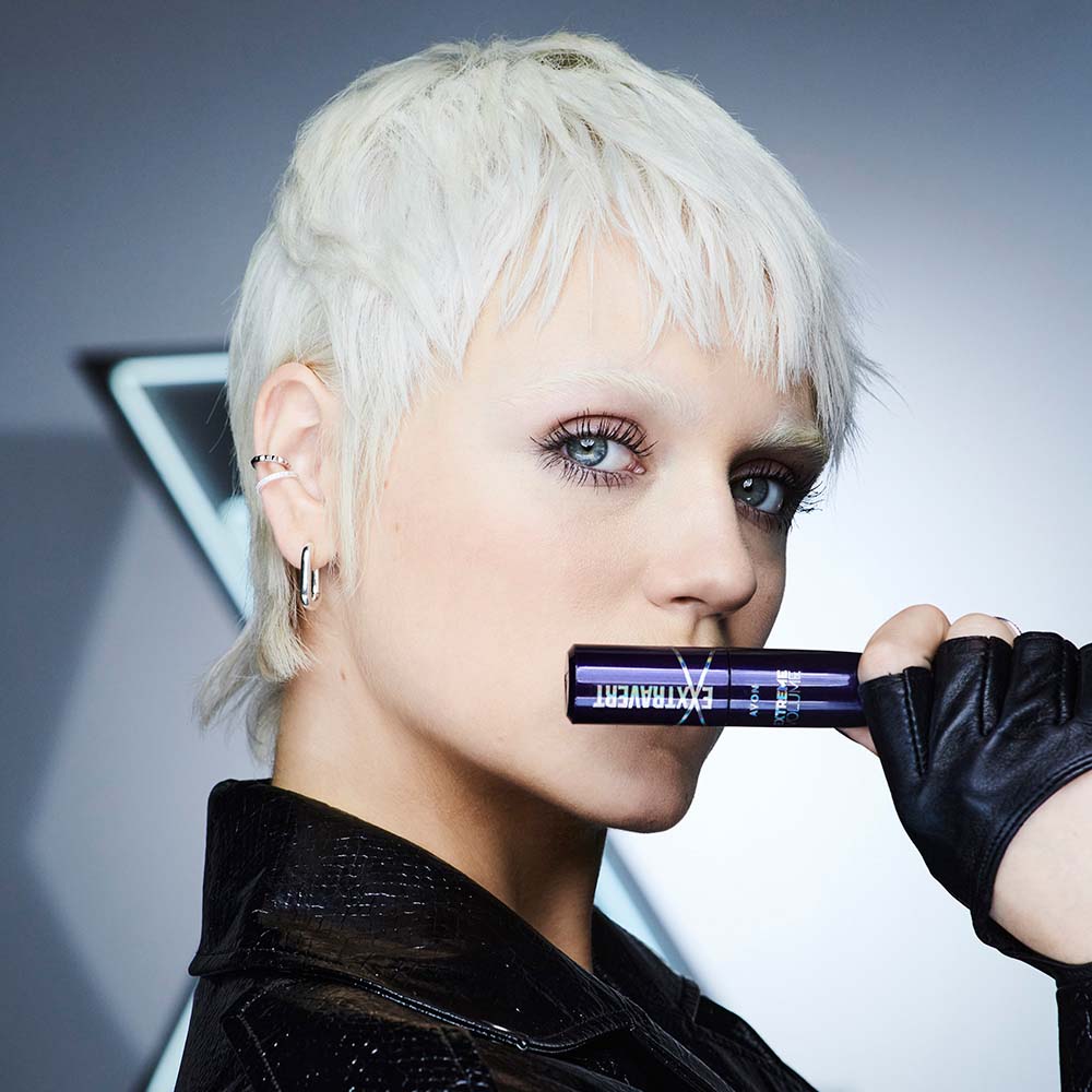 Exxtravert Extreme Volume Mascara - Image 5