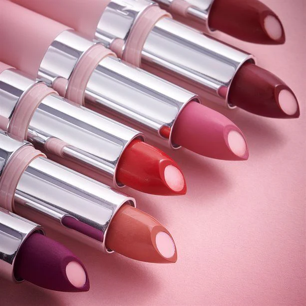 Hydramatic Matte Lipstick - Image 3