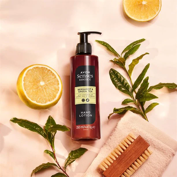 Essence Bergamot & Green Tea Hand Lotion - 250ml - Image 2